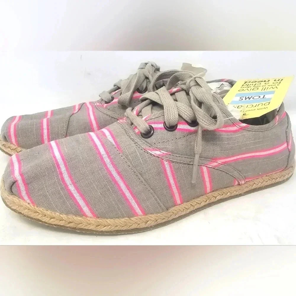 Tom's Women’s Cardones Gray Pink Striped Flats Size 7.5 NWT